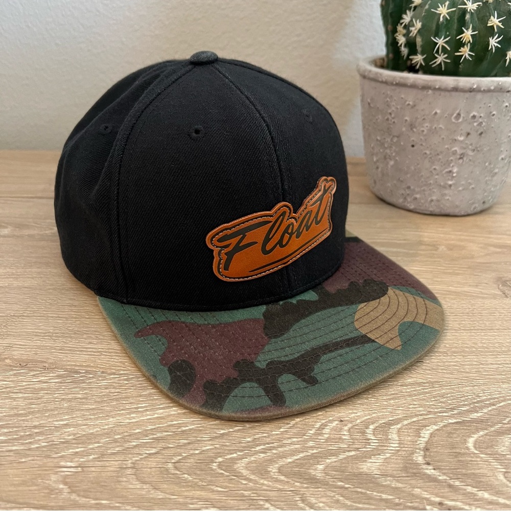 Float Camo Brim Snapback Hat Black Flat Bill‎ Yupoong Classics Cap